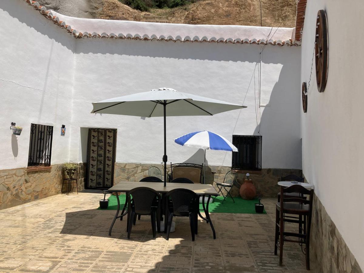 Casa Cueva Rural Estacion De Guadix Villa Exterior photo